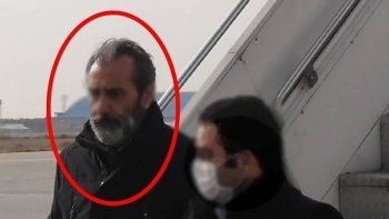 Emad Sharqi, captado por una cámara en el aeropuerto.