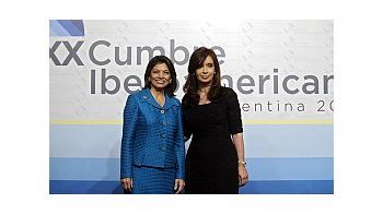 La presidenta de Costa Rica, Laura Chinchilla, pidió a Iberoamerica no cerrar los ojos ante el conflicto limítrofe