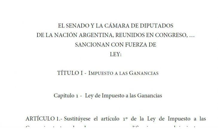 Proyecto de reforma tributaria que va al Congreso: incluye impuesto a renta financiera y bebidas