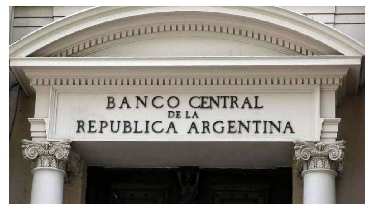 the BCRA slowed down the devaluation of the peso, change of strategy or temporary moderation?