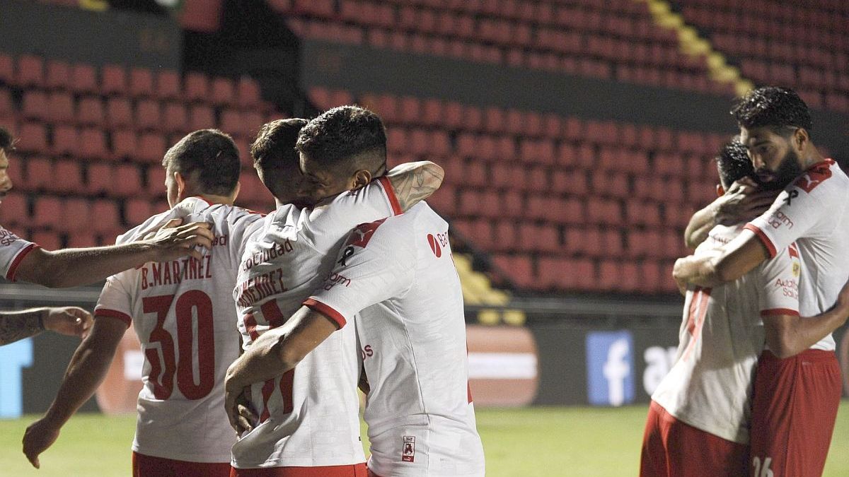 Independiente se impuso en Santa Fe y aseguró el pase a la Fase Campeonato Independiente se impuso en Santa Fe y aseguró el pase a la Fase Campeonato