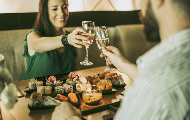 Hoy se celebra el Día de los Enamorados, una jornada ideal para aprovechar una de las tantas propuestas que ofrecen diversos bares y restaurantes.
