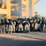 Hinchas de Peñarol se enfrentaron con la Policía en el clásico uruguayo&nbsp;