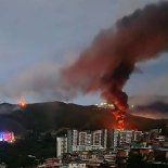 Hubo al menos siete explosiones durante la madrugada del sábado que dejaron 80 muertos en Caracas. Hubo al menos siete explosiones durante la madrugada del sábado que dejaron 80 muertos en Caracas.