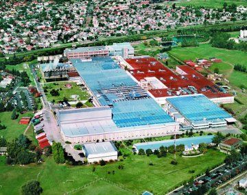 La firma Aluar alquilaba 12,7 hectáreas dentro del predio de FATE. Y ahora las compró. La firma Aluar alquilaba 12,7 hectáreas dentro del predio de FATE. Y ahora las compró.