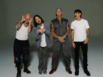 Red Hot Chili Peppers anunció su gira 2023 con The Strokes, Iggy Pop y más