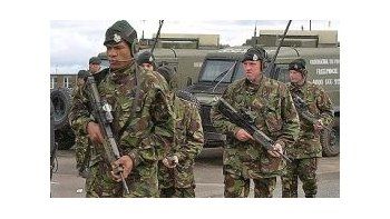 Invasión de soldados. Londres se militariza para intentar garantizar unos Juegos Olìmpicos en paz.