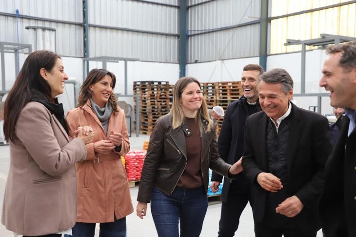 Natalia de la Sota estuvo en Santa Fe junto a distintos dirigentes del peronismo local. Natalia de la Sota estuvo en Santa Fe junto a distintos dirigentes del peronismo local.