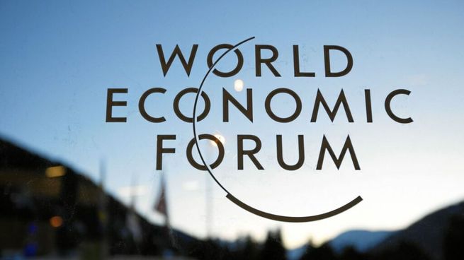 Larry Fink sugirió posibles sedes para el futuro del foro.