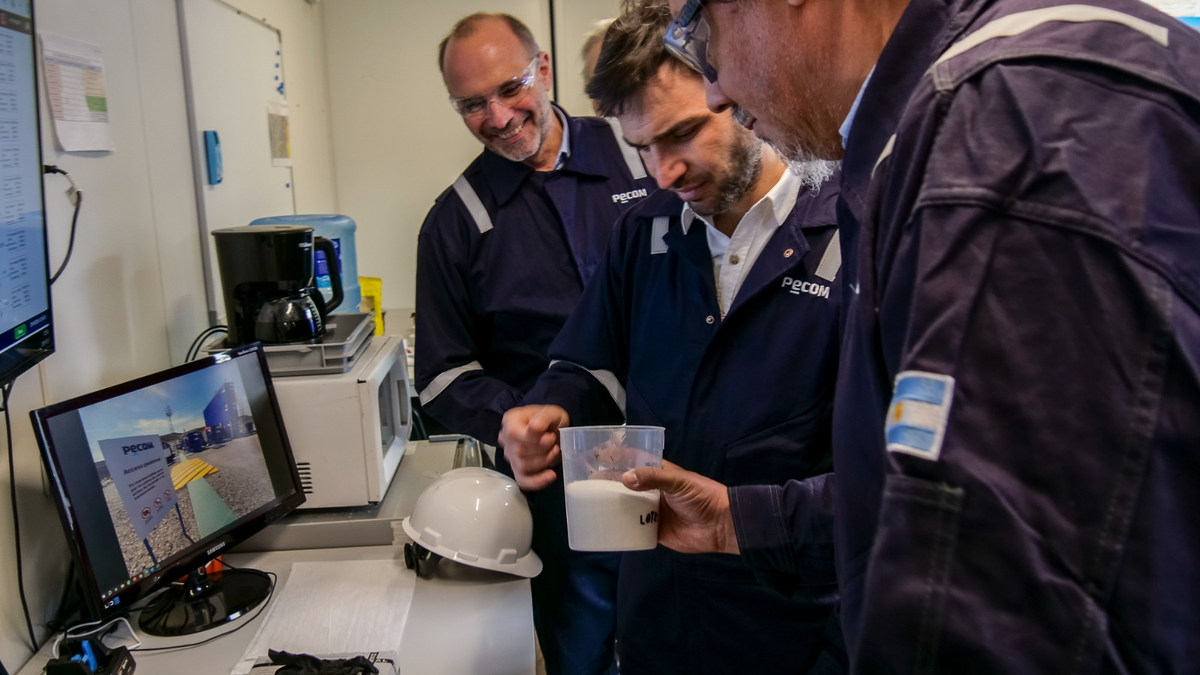 Andes Project: Pecom returned to the operation of oil fields in Chubut