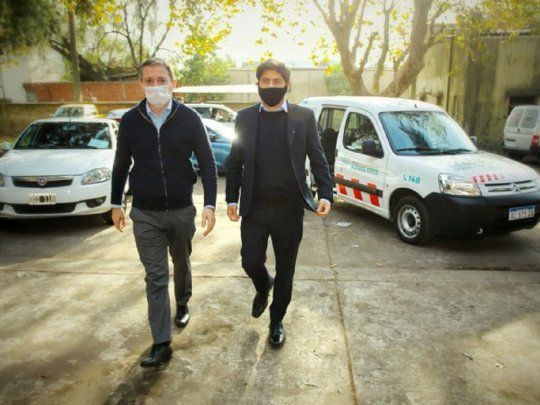 El intendente de Esteban Echeverría, Fernando Gray, junto al gobernador de Buenos Aires, Axel Kicillof. 