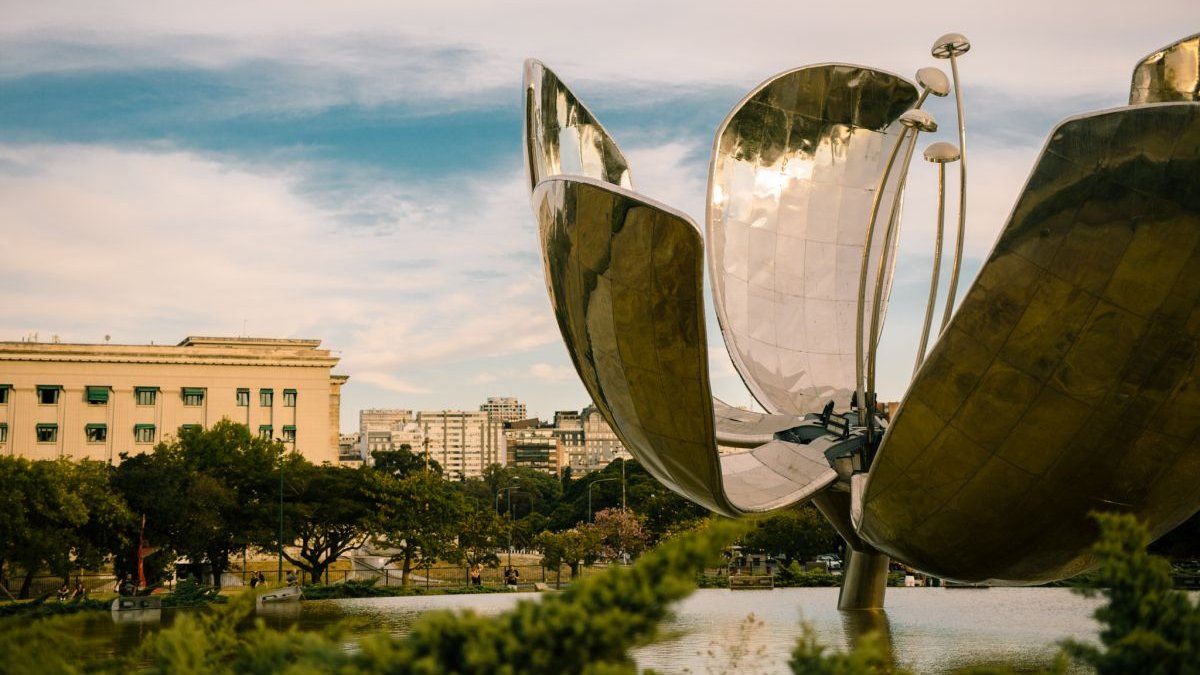 By the end of 2022, almost 7 million tourists will have visited the City