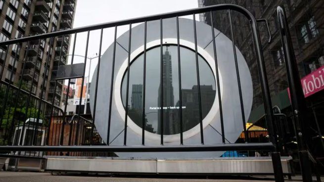 La obra que conectaba a los ciudadanos de Nueva York y Dublin permanece clausurada tras incidentes por el uso indebido.