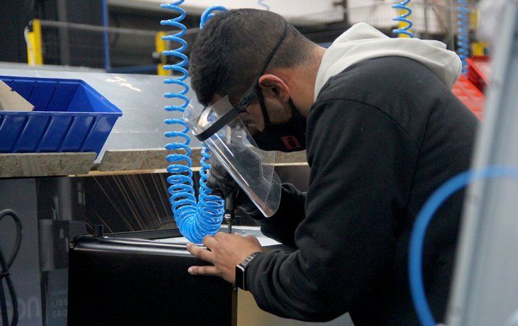 La industria cayó 5% en mayo (prevén mejora en los próximos meses)