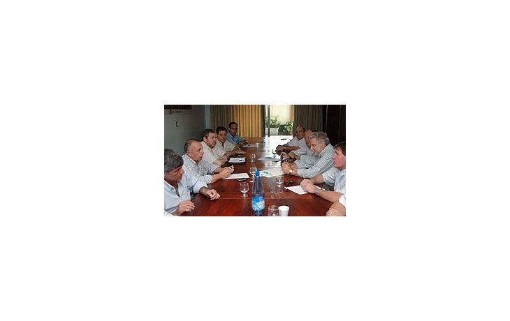Los representantes de las entidades del campo se reunieron esta tarde en el segundo piso de la sede porteña de Confederaciones Rurales Argentina.
