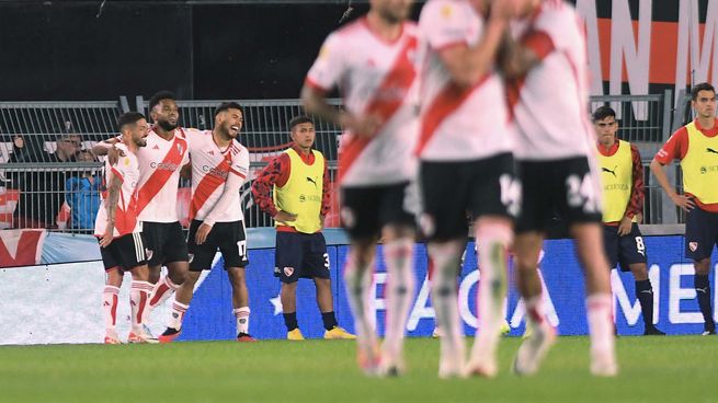 River se prepara para visitar el domingo a Gimnasia. 