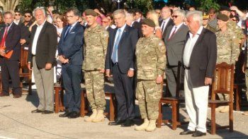 Aguad y Avruj encabezaron un homenaje por el 30 aniversario del levantamiento de la Tablada.&nbsp;