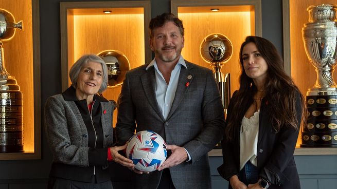 La campaña surge ante la preocupación por los casos de muerte súbita entre deportistas y la población general, dado que las afecciones cardíacas son la principal causa de fallecimientos a nivel mundial.