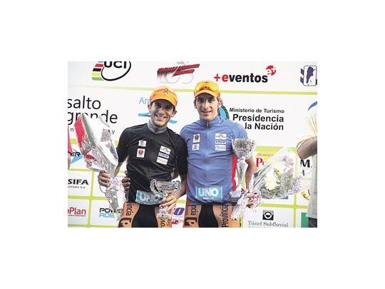 Los hermanos Julián y Lucas Gaday cumplieron una notable actuación en la Vuelta Turística de Entre Ríos, al vencer por puntos en la Meta Sprint y en la categoría Sub-23, respectivamente.