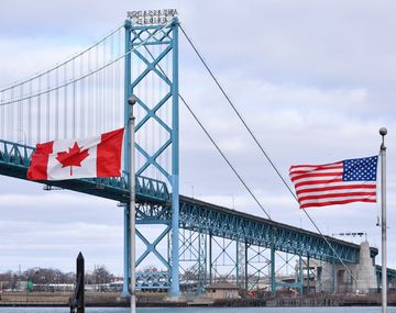 Reabre paso fronterizo clave entre Canadá y EEUU tras bloqueo contra medidas anticovid