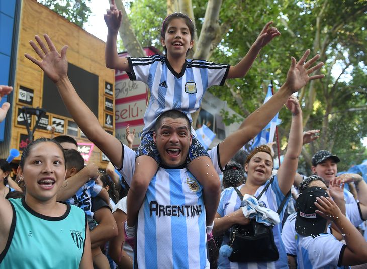 Hinchas argentina Croacia  (13).jpg