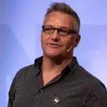 McGrath tenía 61 años. McGrath tenía 61 años.