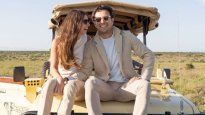 Sergio Checo Pérez sigue disfrutando de su año sabático en la Fórmula 1. Ahora está de safari por África junto a su esposa Carola Martìnez.