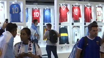 Museo mundialista: la exposición en Qatar que tiene a Messi y Maradona como protagonistas