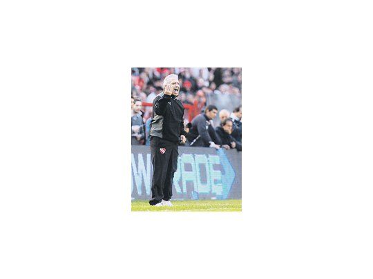 Américo Rubén Gallego pondrá a casi todos los titulares para recibir mañana, desde las 21.45, a Universidad Católica.
