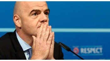 Infantino, presidente de la FIFA, lamentó la tragedia de los hinchas en Chile
