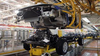 el siomaa de acara y la uca lanzan el primer programa ejecutivo en gestion y comercializacion automotriz