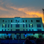 La Refinería La Plata cumple 100 años como corazón del sistema de refinación argentino y símbolo del desarrollo industrial nacional. La Refinería La Plata cumple 100 años como corazón del sistema de refinación argentino y símbolo del desarrollo industrial nacional.