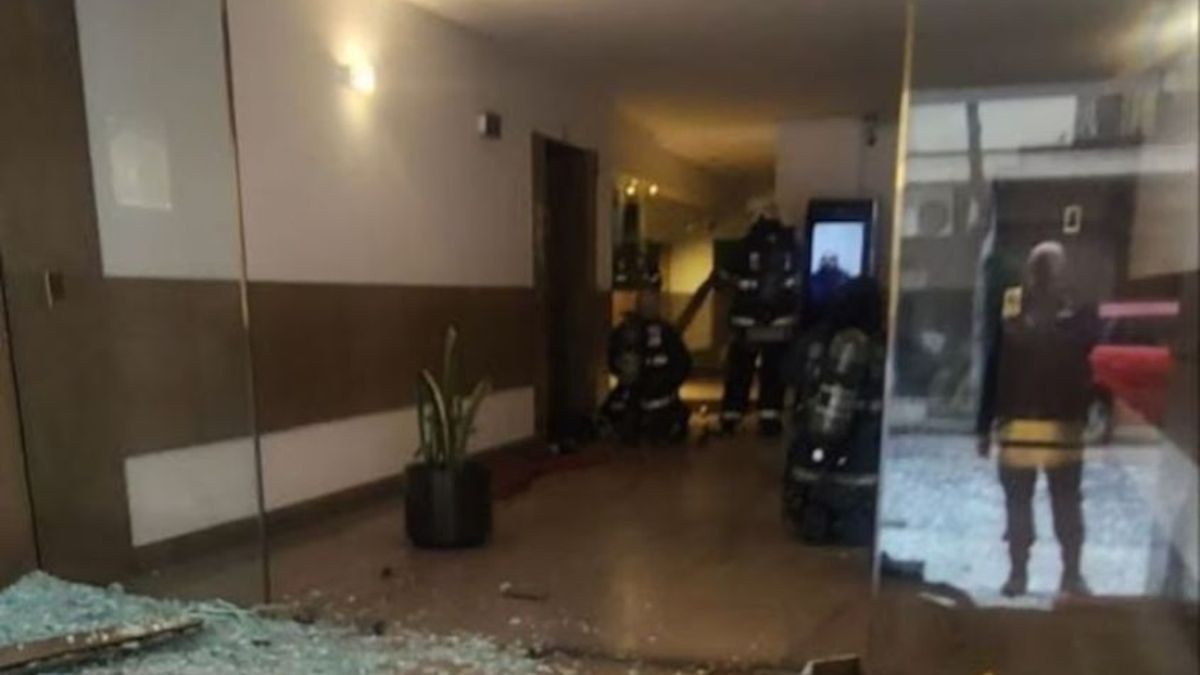 Explotó una caldera en el subsuelo de un edificio en Recoleta: 11 personas fueron atendidas