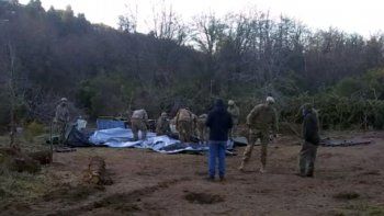 La EscuelaMilitar de Montaña, perteneciente al Ejército Argentino, desmantelando elinvernadero.