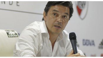 Gallardo debe reacomodar la delantera.