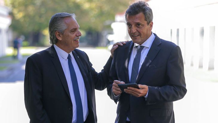 Alberto Fernández y su ministro de economía, Sergio Massa, en la quinta presidencial de Olivos.