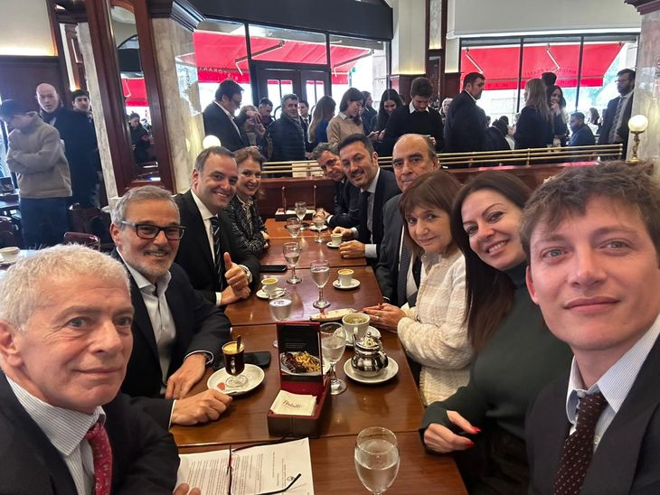 Desayuno del Gabinete del Gobierno.