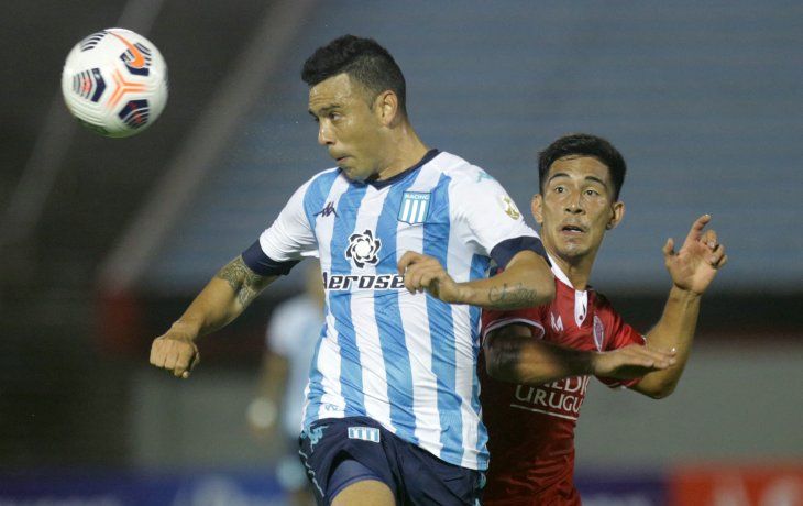 Racing consiguió un empate en el final.
