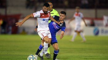 Huracán y Gimnasia prometieron mucho de entrada, pero no salieron del empate