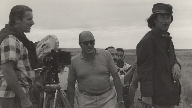 Leopoldo Torre Nilsson durante el rodaje de Martín Fierro (1968)