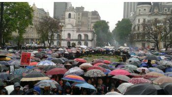 En su perfil de Facebook oficial, el colectivo #NiUnaMenos colgó un mapa con todos estos lugares identificados, bajo la siguiente leyenda: La convocatoria, que empezó en Argentina, en menos de una semana se multiplicó en Latinoamérica y en el mundo.
