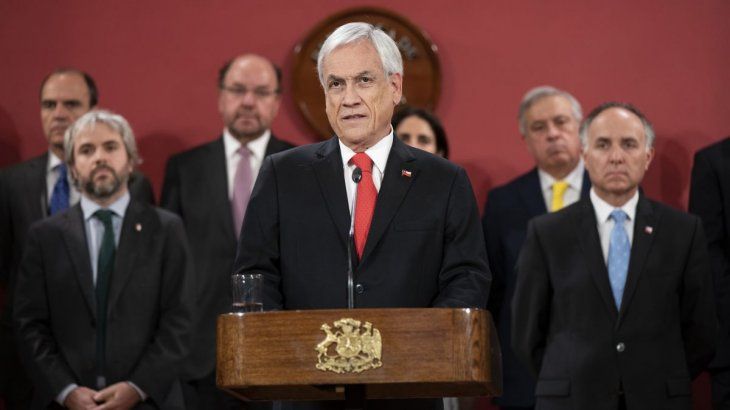 Sebastián Piñera durante la renovación de una parte del gabinete.