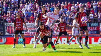 Punto con sabor a poco. Patronato y Unión no pudieron ganar y se lo lamentan.