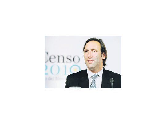 El ministro Hernán Lorenzino dijo que «puede haber muchos fallos judiciales que obstaculicen el desendeudamiento, pero no harán que dejemos de pagar en la moneda que corresponde». Fue al inaugurar la jornada organizada por el INDEC en Pilar.