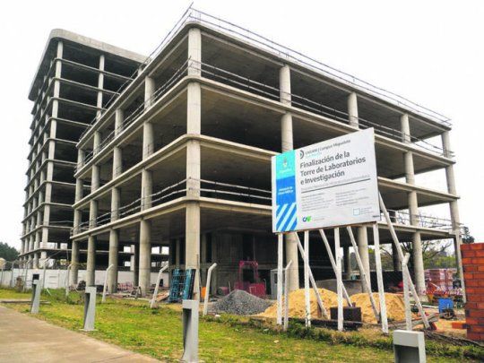 PAG23-Foto Torre UNSAM.jpg