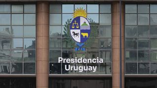 Yamandú Orsi recibirá este lunes en la Torre Ejecutiva al gabinete de seguridad para avanzar en un nuevo plan. Yamandú Orsi recibirá este lunes en la Torre Ejecutiva al gabinete de seguridad para avanzar en un nuevo plan.