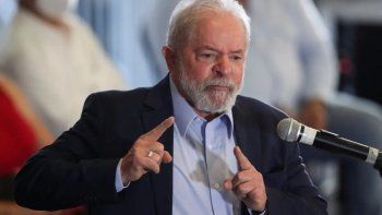 lula sera condecorado en casa rosada y estara en el acto por la democracia en plaza de mayo