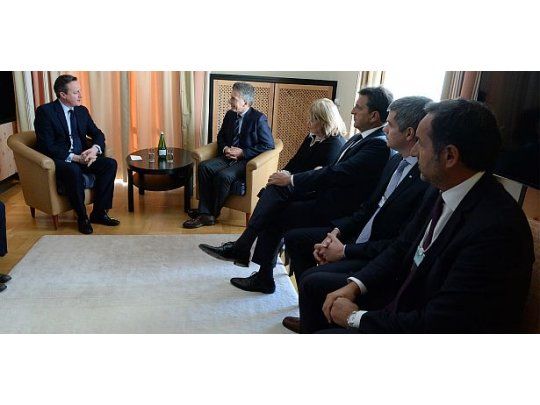 Mauricio Macri y David Cameron se entrevistaron cara a cara