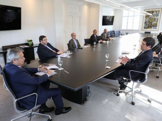 Alberto Fernández recibió en Olivos a representantes de laboratorios nucleados en CAEME.
