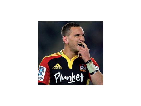 Pieza clave. Aaron Cruden es la gran figura de los Chiefs, que el fin de semana buscarán gritar campeón.
